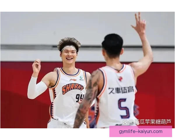 孔德防守风格分析:稳健表现与对抗能力持续提升 孔德防守风格分析:稳健表现与对抗能力持续提升