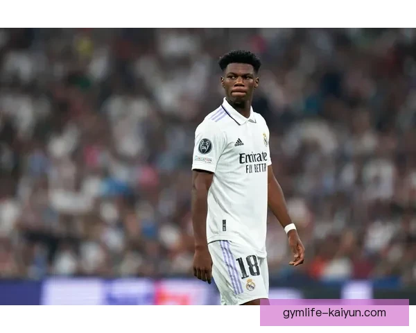 楚阿梅尼中场统治持续增强，表现稳健备受关注